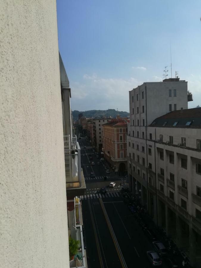 Amendola Apartment Болонья Экстерьер фото